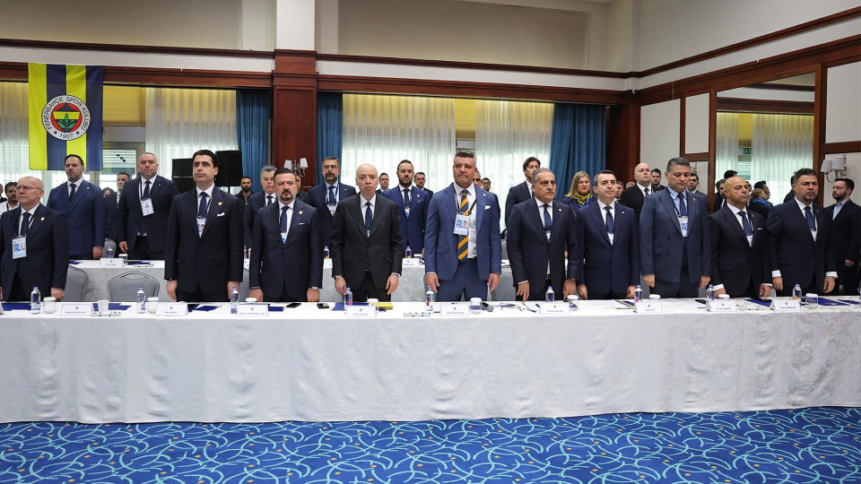 F.Bahçe'de divan toplandı!