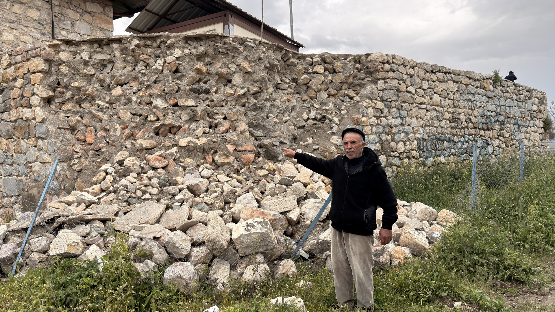 Sezar'ın "Geldim, gördüm, yendim" dediği kalede çökme yaşandı