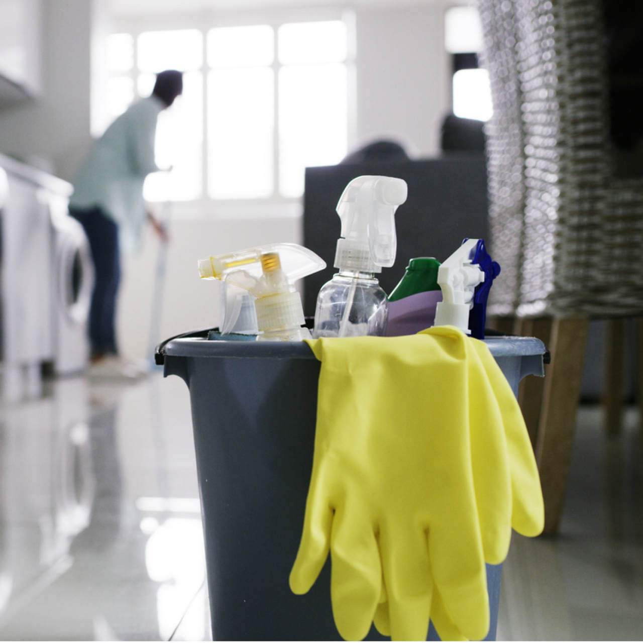 Bu ürünleri asla karıştırmayın! Masum sanılıyor ama tehlike saçıyor: İşte birbirinden uzak tutmanız gereken temizlik ürünleri