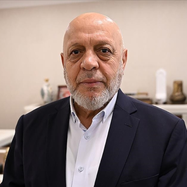 "Vergi sisteminin baştan sona değiştirilmesi gerekiyor"