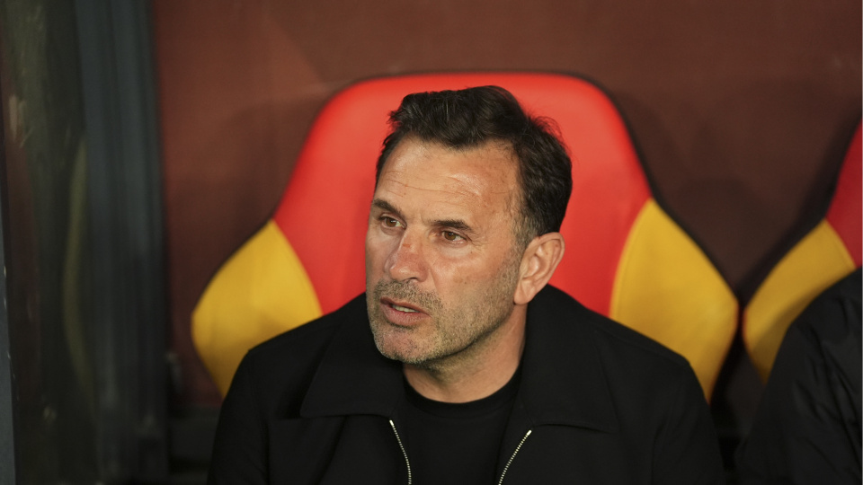 Okan Buruk'tan iki değişiklik!