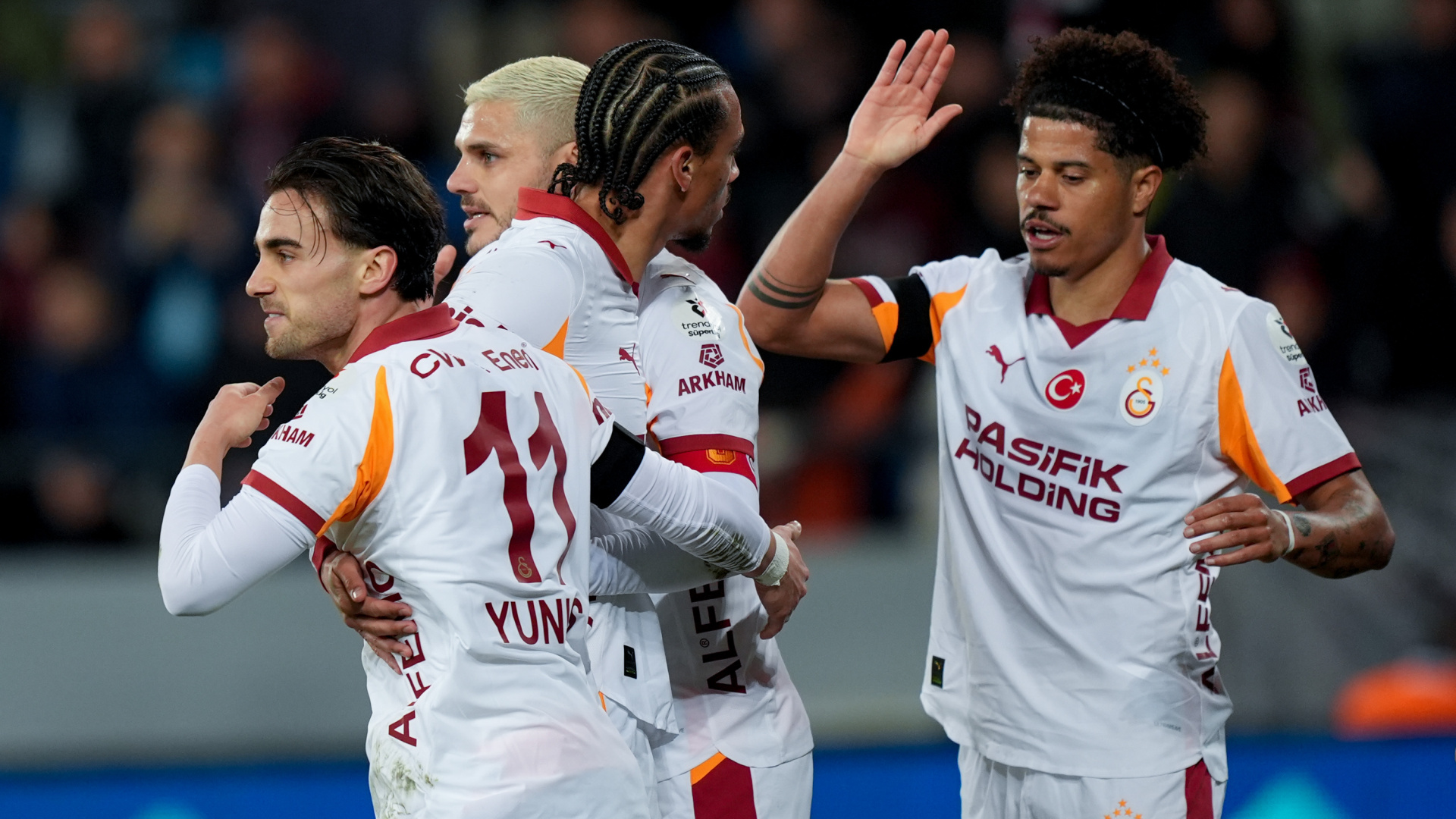 Galatasaray, Gençlerbirliği'ni Yenerek Liderliğini Pekiştirdi ve Fenerbahçe Farkını 4'e Çıkardı
