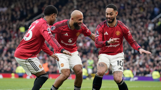 Dev maçta kazanan Manchester United!