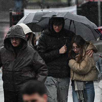 Yurdun büyük bölümünde yağış var! Meteoroloji'den uyarılar!