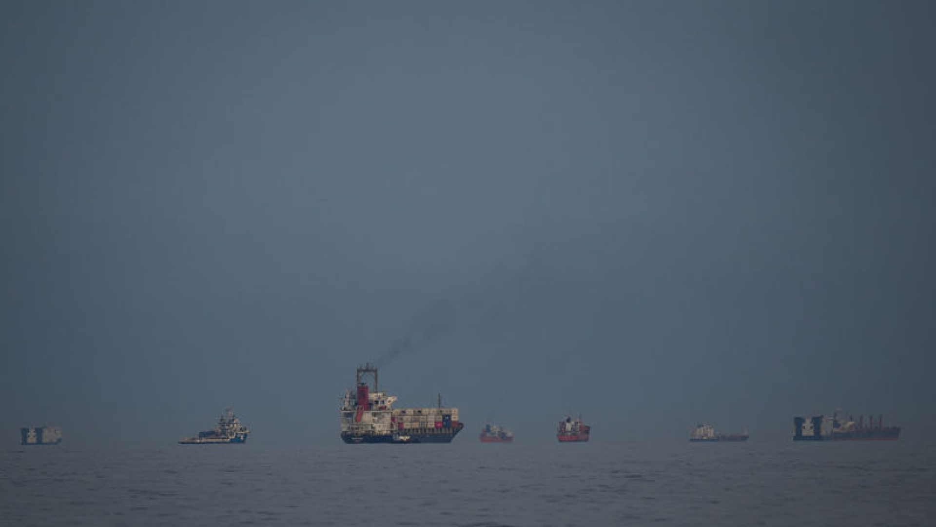 İran Hürmüz'ü yeniden kapattı: Son gelişmeler neler? | Dış Haberler