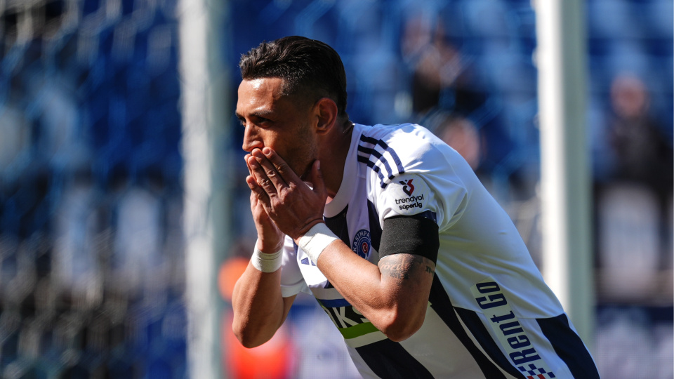 Kasımpaşa tek attı üç aldı!