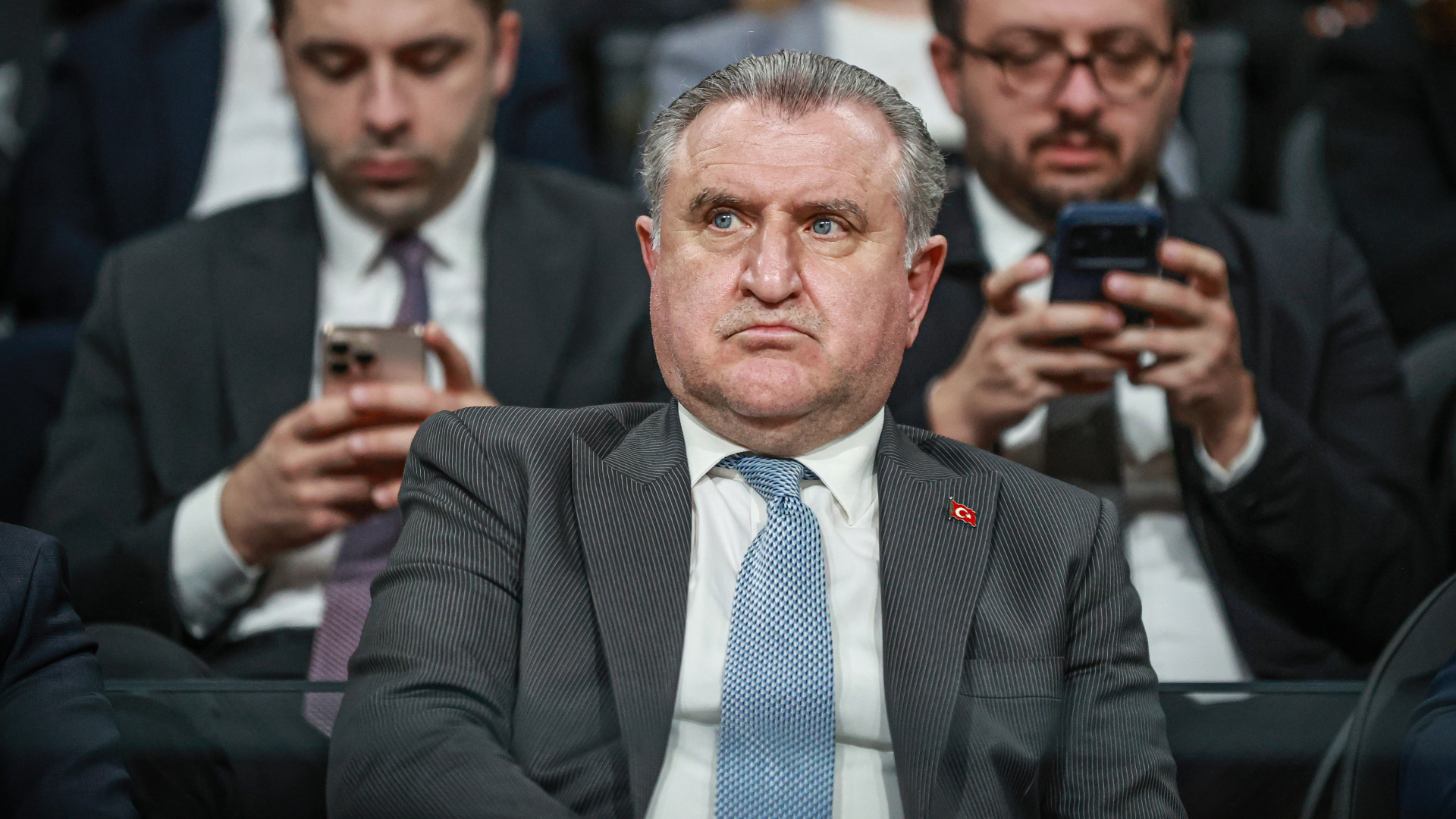 Bakan Bak'tan, Bursaspor Ve Batman Petrolspor için tebrik mesajı!