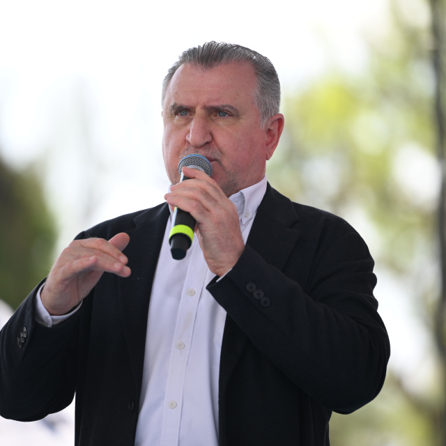 Bakan Bak'tan VakıfBank'a tebrik!