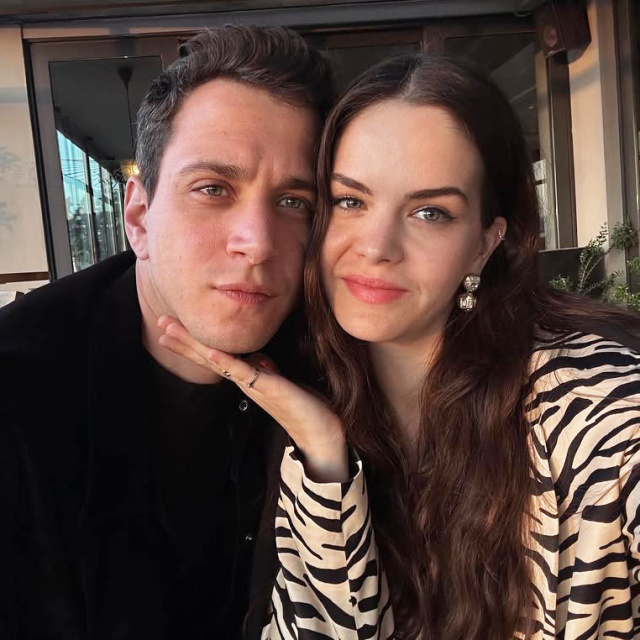 Düğün fotoğraflarını sildi