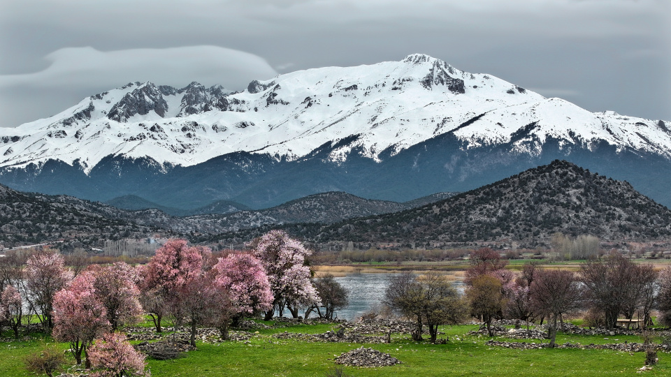 İki mevsim aynı manzarada!