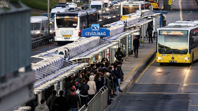23 Nisan’da toplu taşıma ücretsiz mi?
