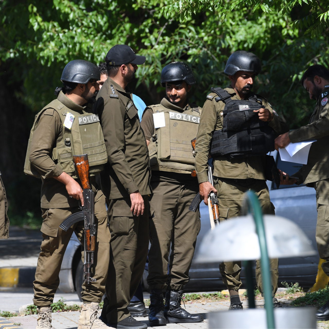 Pakistan'da yoğun güvenlik önlemleri