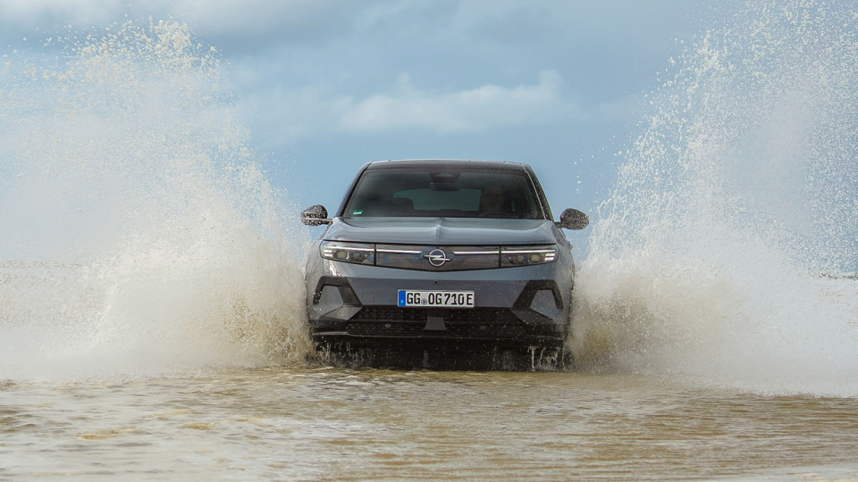 Opel Grandland'e 4x4 seçeneği geldi