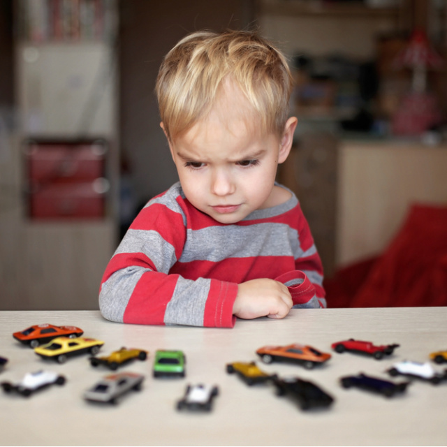 Narsisizmin kökeni çocuklukta şekilleniyor!