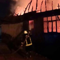 Perdeleri tutuşturup evi kundakladılar! İki sevgili hayatını kaybetti!