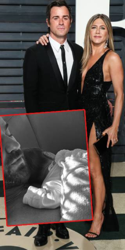 Eski eşinin baba olmasını kutladı