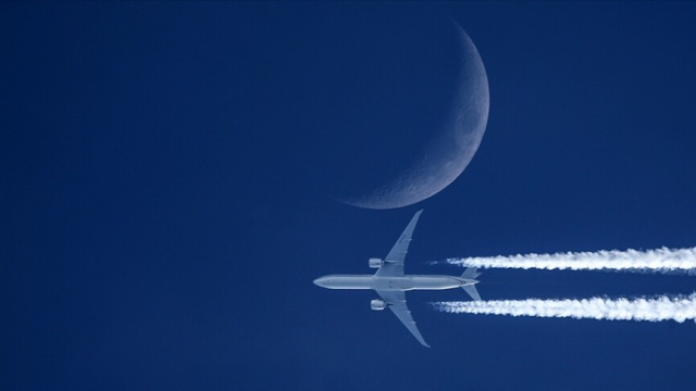 İran'da uluslararası uçak seferleri tekrar başlıyor