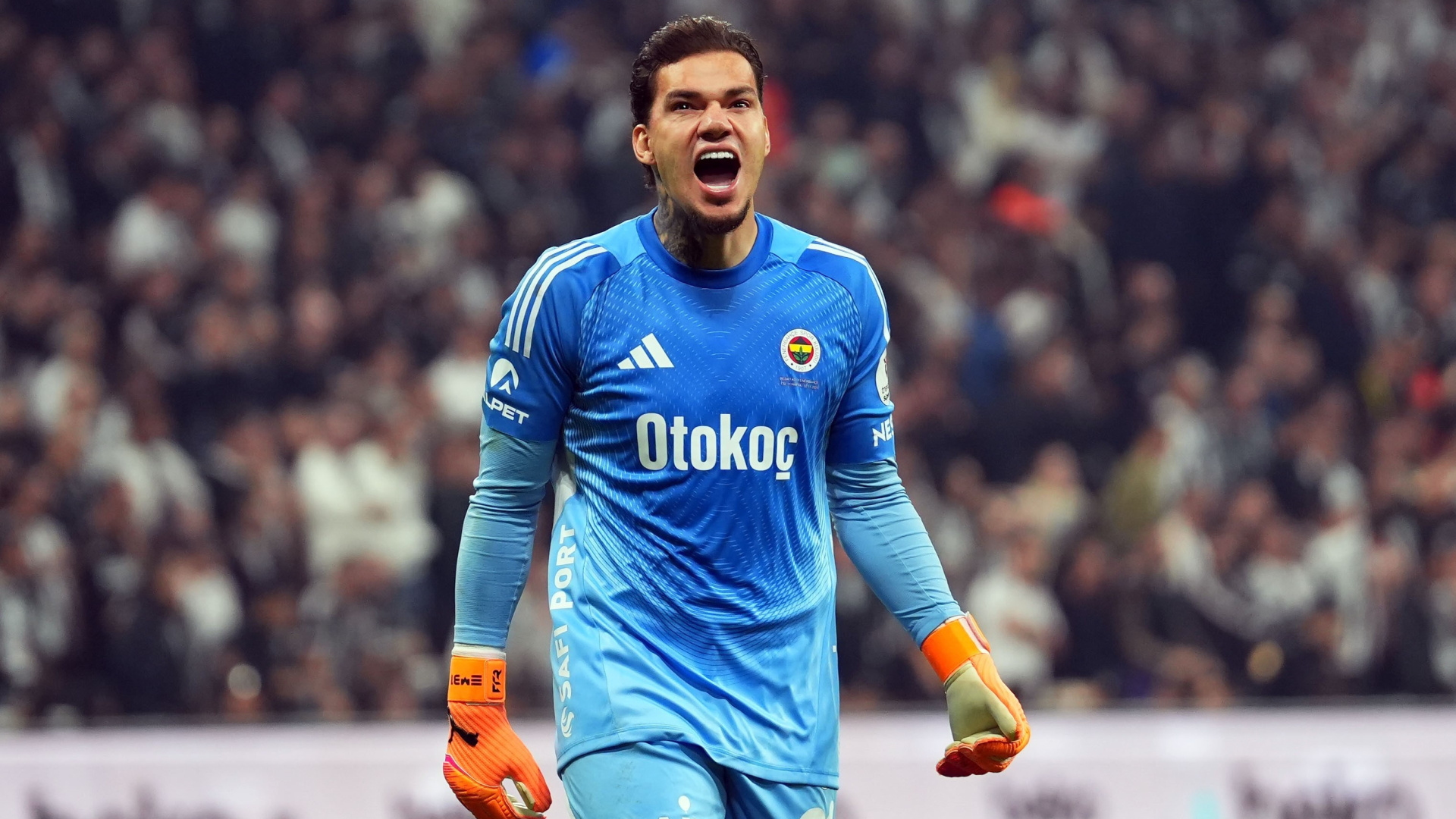 Fenerbahçe'nin Ederson'u Avrupa'nın En Çok Kazanan 2. Kalecisi Oldu!