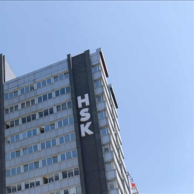 Ankara'da 14 hakim ve savcının görev yeri değişti