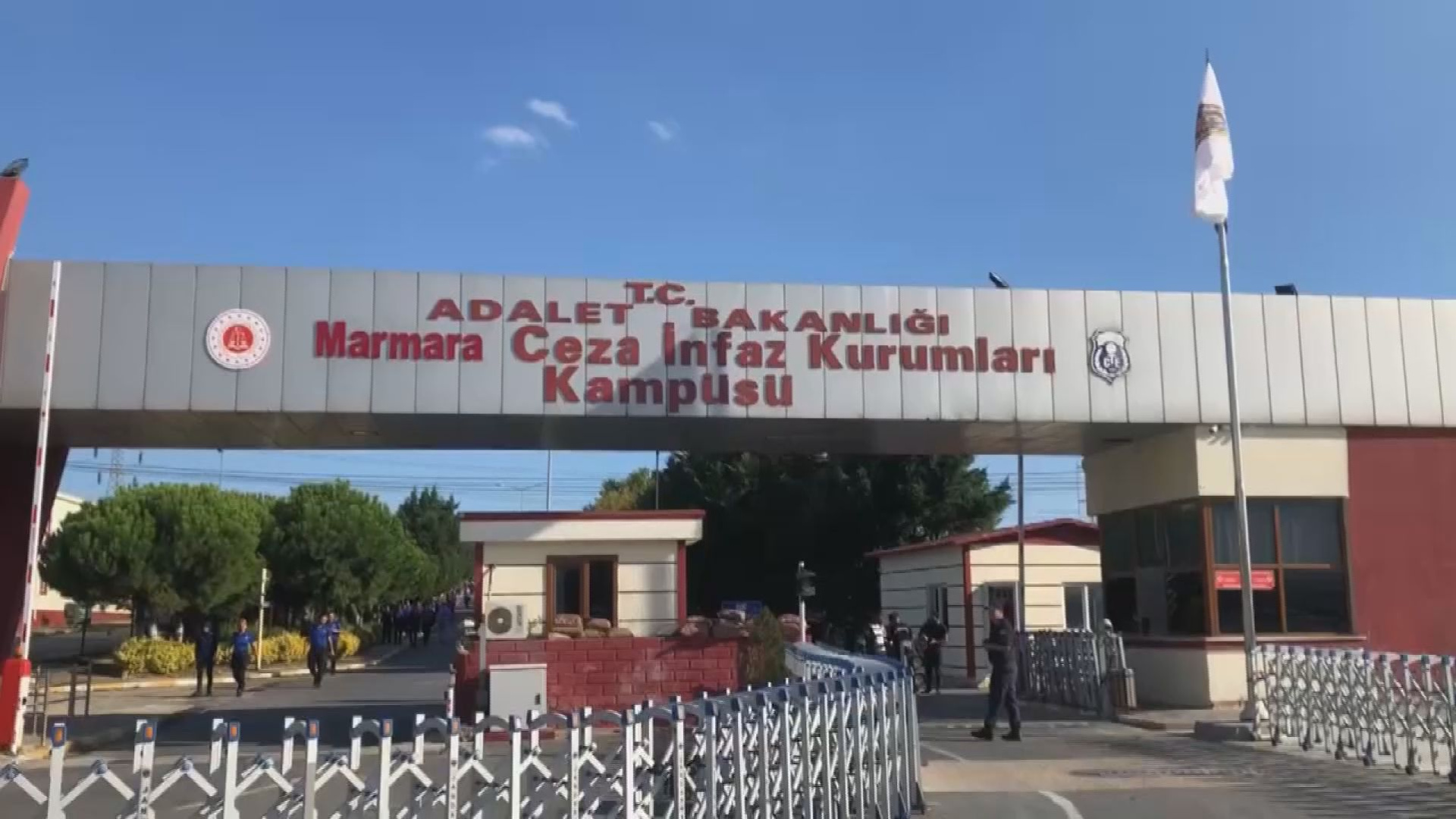 İBB Davasında 25. Duruşma Başladı: İmamoğlu ve Belediye Başkanları Tutuklu Sanık Olarak Yargılanıyor