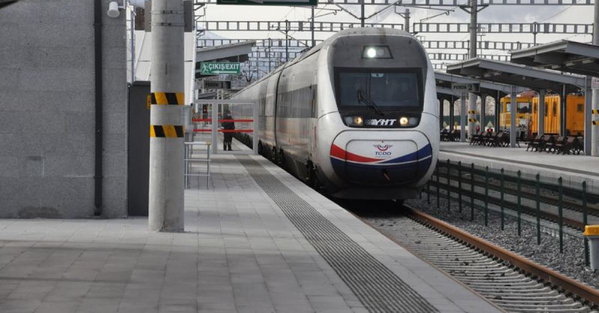 TCDD Tren Yollarında İlaçlama Uyarısı