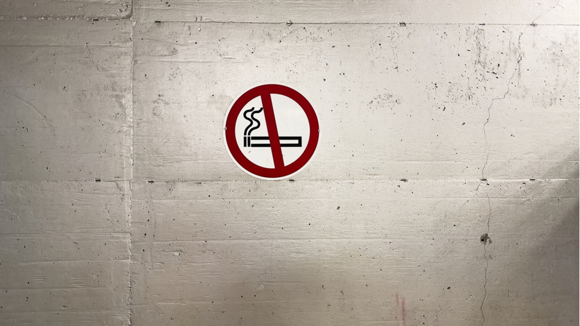 Birleşik Krallık'ta 2008'den sonra doğanlar için sigara yasağı kabul edildi - Haberler