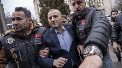 Eski Vali Sonel'e tutuklama talebi