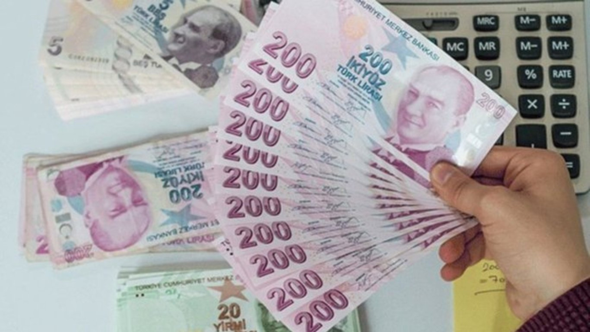 Emekli promosyon kampanyaları Nisan 2026: En yüksek emekli promosyonu hangi banka veriyor?  İşte Ziraat, Yapı Kredi, İş Bankası emekli maaş promosyonları