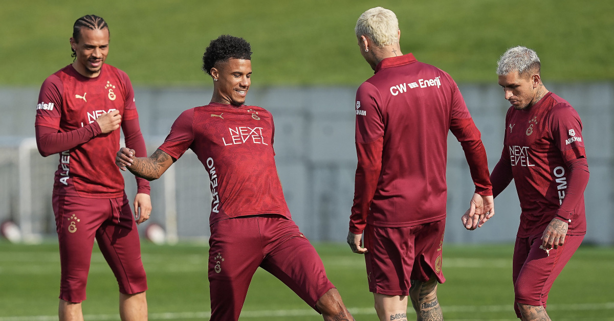 Galatasaray-Güneylerbirliği maçına hazırlanıyor