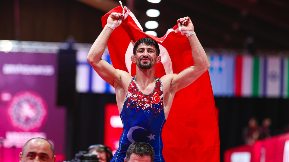 Kerem Kamal'dan bronz madalya!