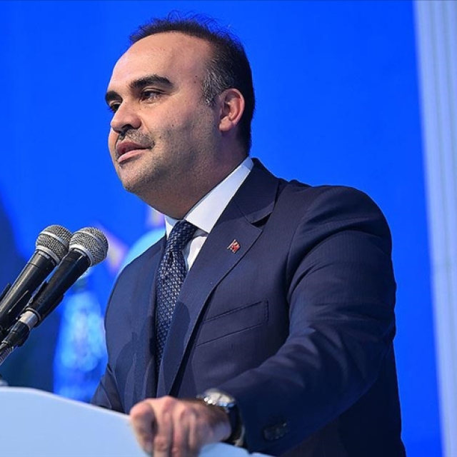 Bakan Kacır, ABD-Türkiye İş Konseyi heyetini kabul etti