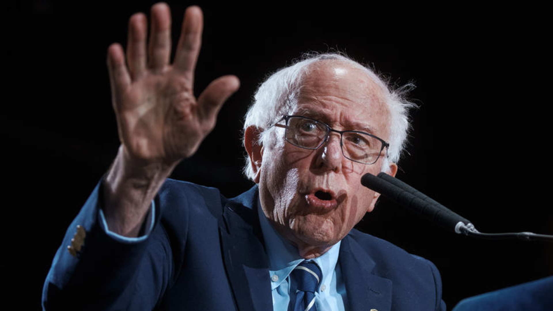 ABD'li Senatör Sanders'tan İsrail'e Askeri Yardımların Durdurulması Çağrısı