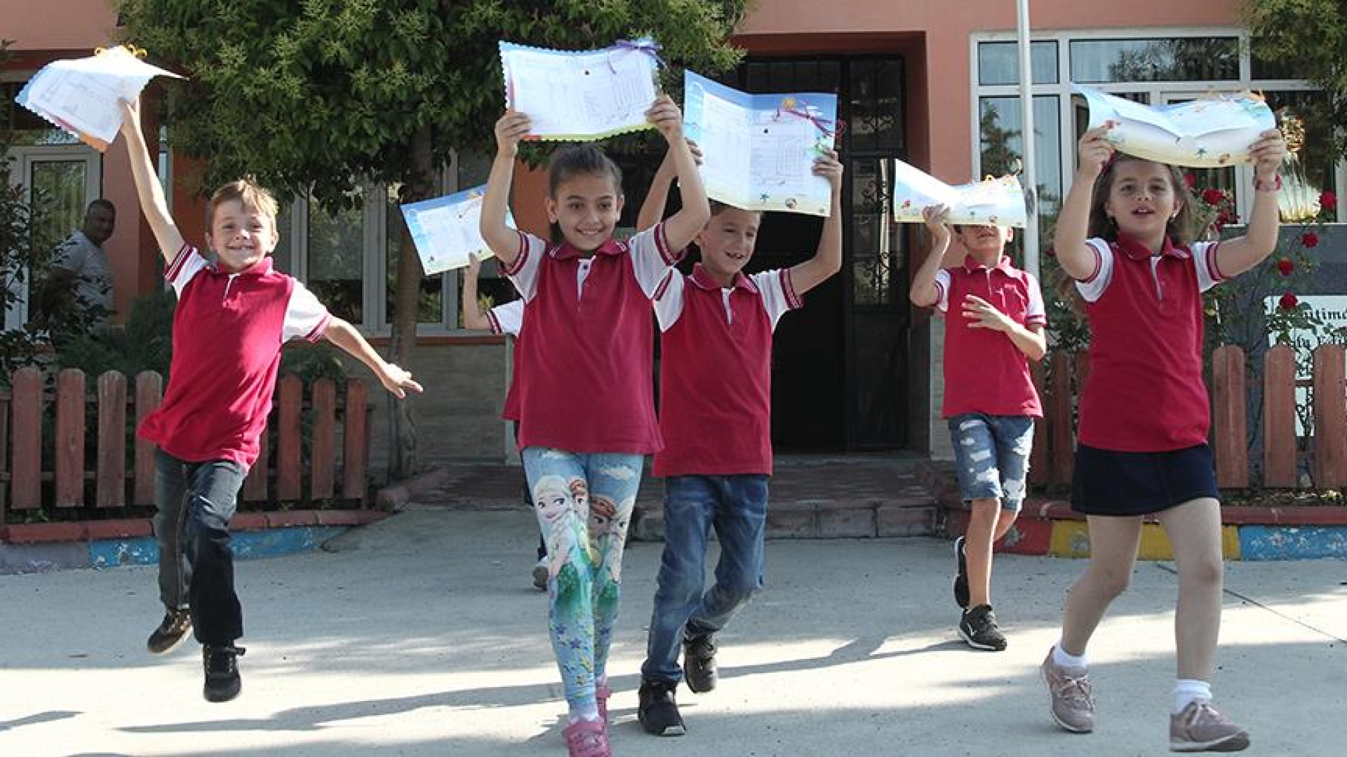 MEB 2026 Yaz Tatili Ne Zaman Başlıyor? Okullar Ne Zaman Kapanacak?