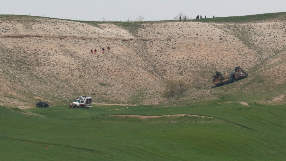 Kaza kırıma uğrayan helikopterde inceleme sürüyor