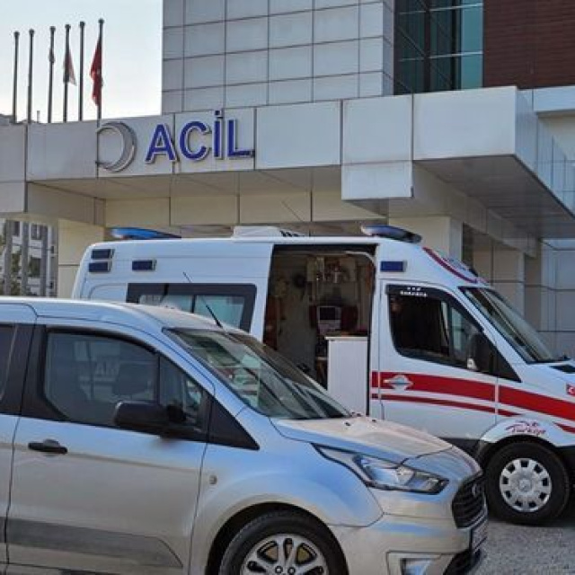 Kayalıklardan düşerek can verdi