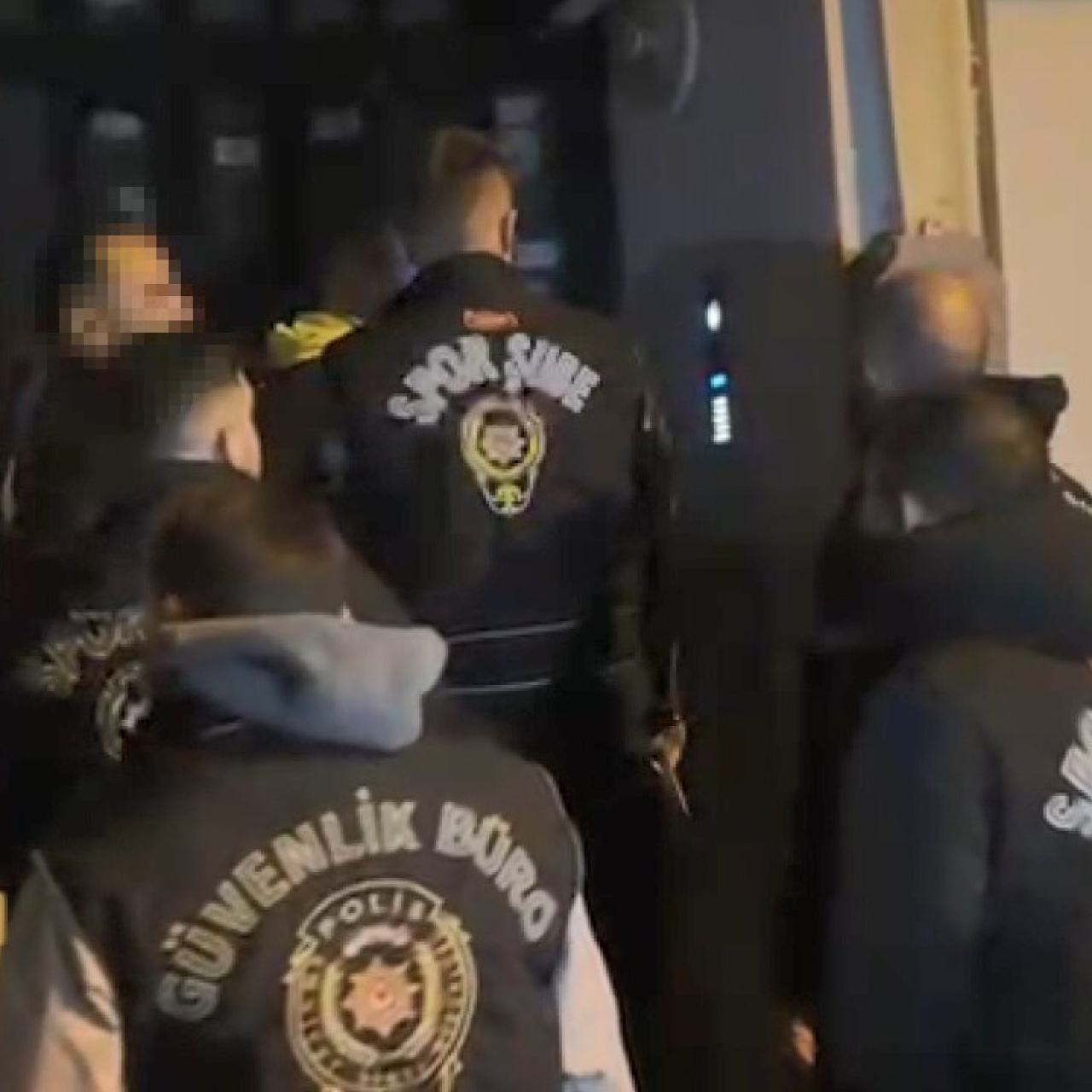 Kara borsa bilet iddiasında 15 gözaltı