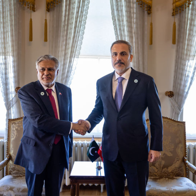 Bakan Fidan, Pakistanlı mevkidaşıyla görüştü