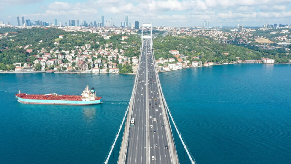 Boğaz yarın deniz trafiğine kapanıyor