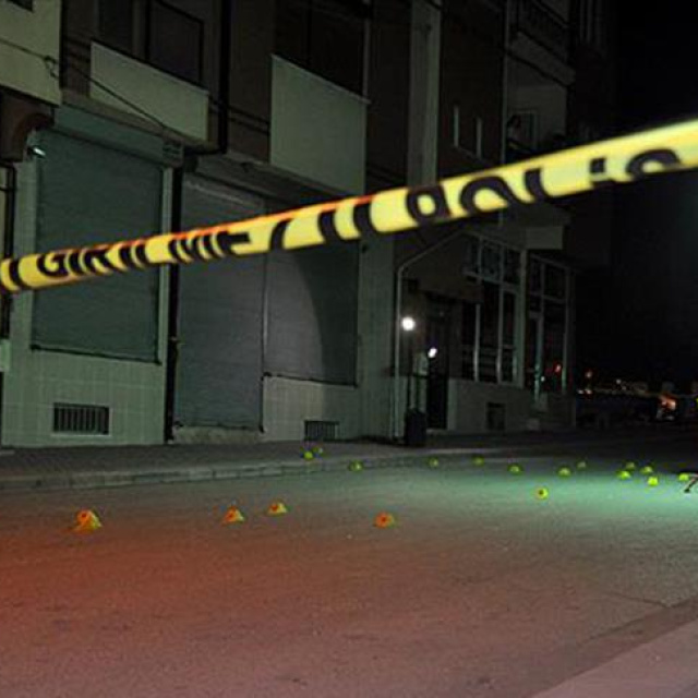 Kıraathaneye ateş açtılar!