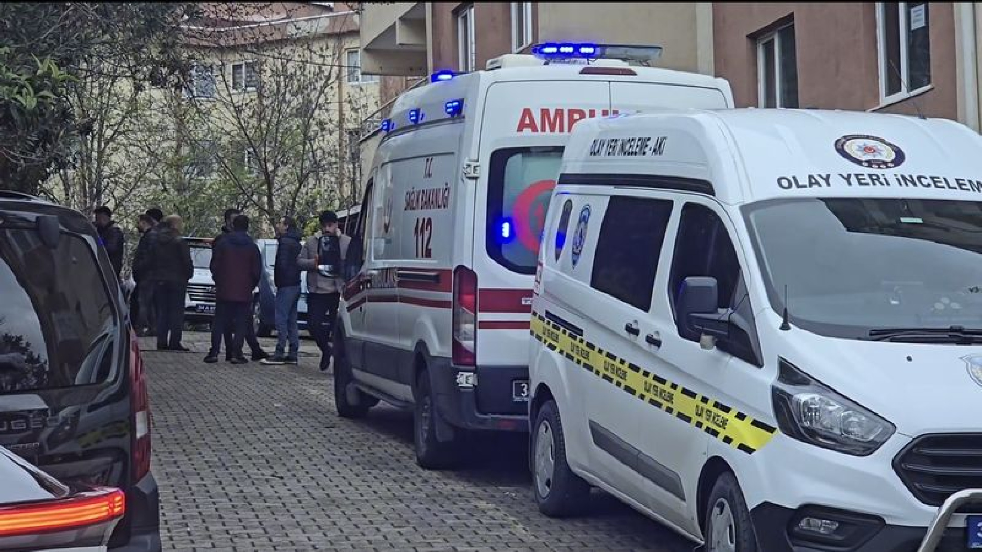 Üsküdar'da aile faciası! Anne ve babasını katletti | Son dakika haberleri