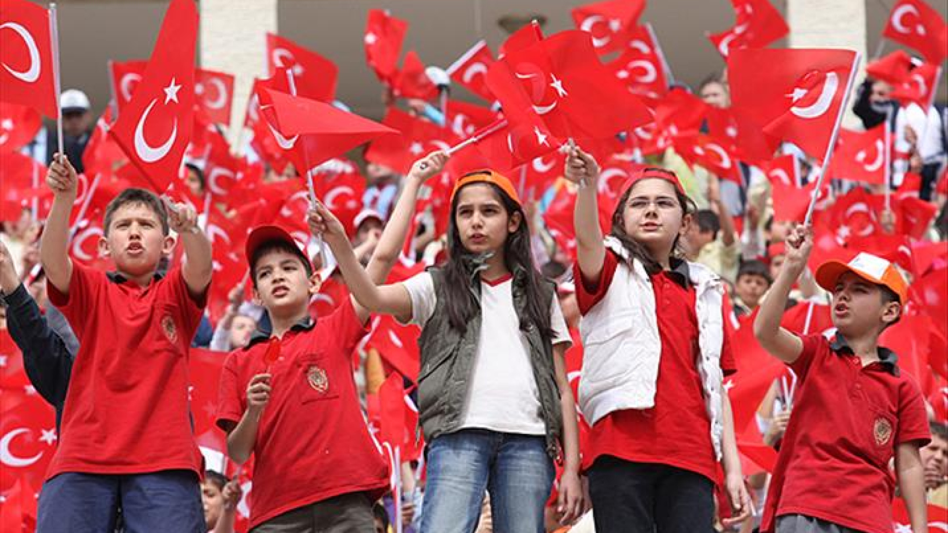 23 Nisan Tatil Durumu: Okullar, Üniversiteler ve Kamu Kurumları Kapalı mı?