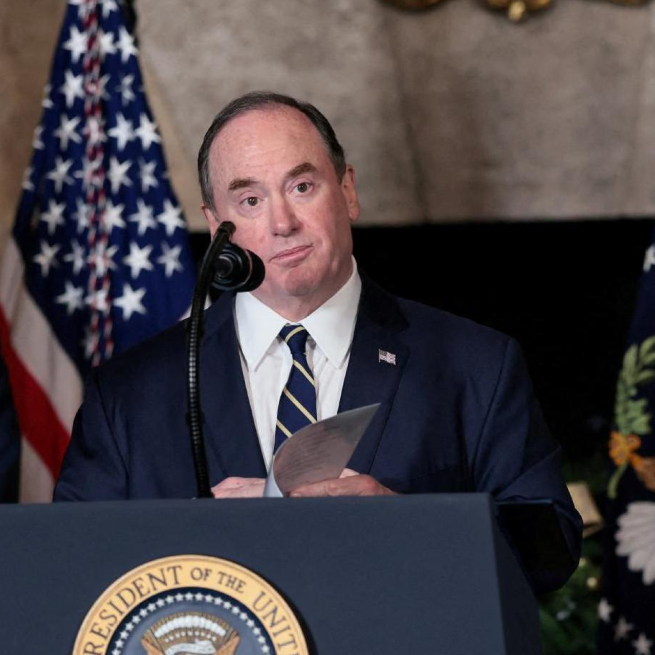 ABD Donanma Sekreteri görevden ayrıldı