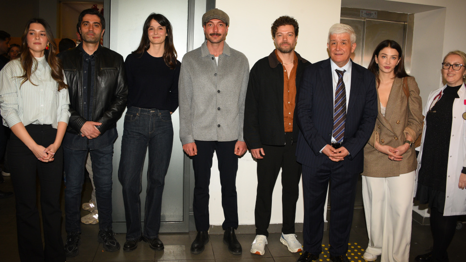 Ünlüler çocuklara moral oldu