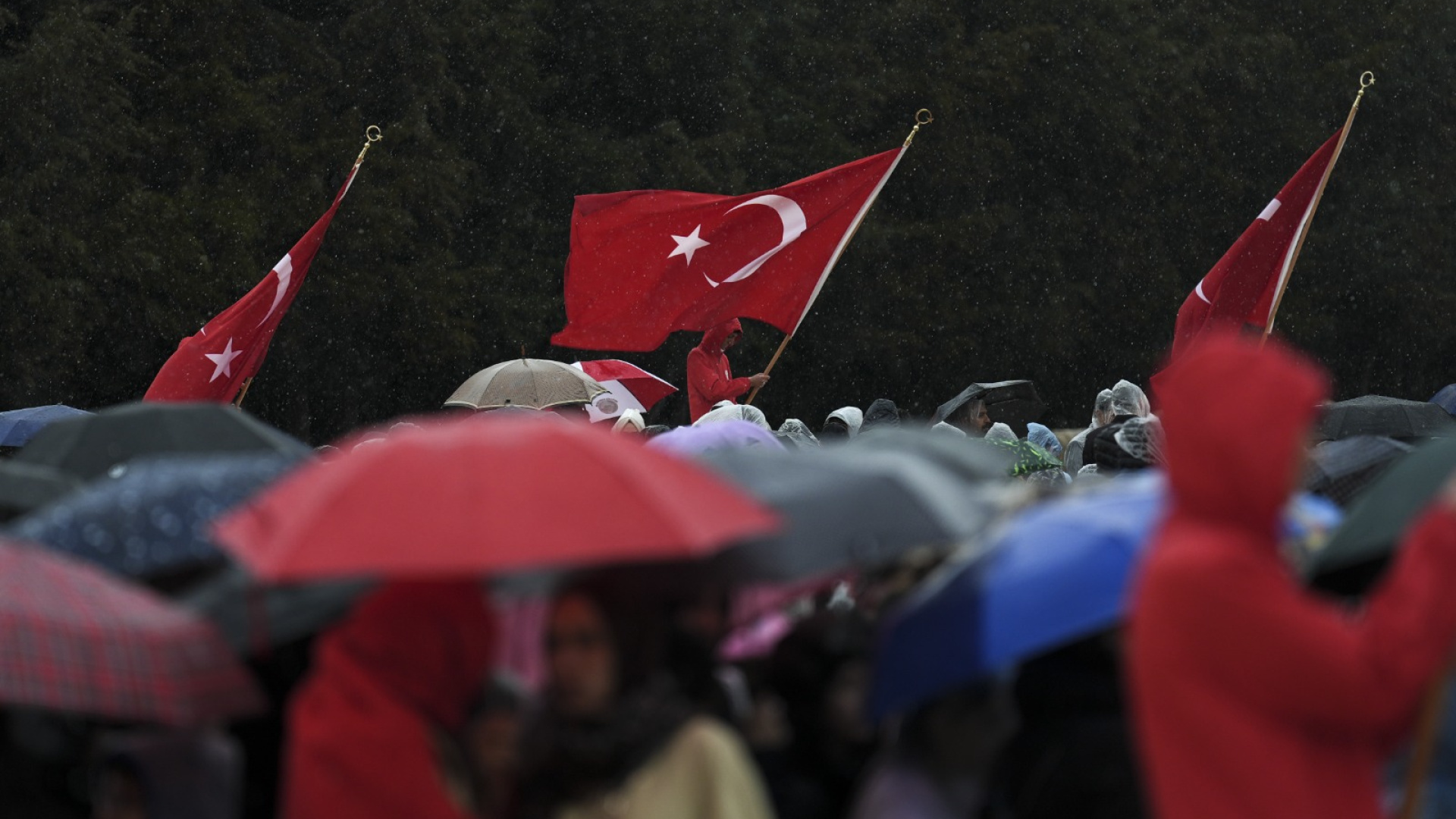 Siyasilerden 23 Nisan Mesajları: TBMM'nin 106. Yılı Kutlandı