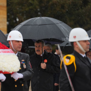 Yusuf Tekin Anıtkabir'de