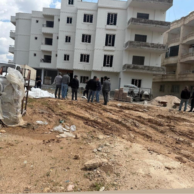 İnşaattan düşen işçi öldü