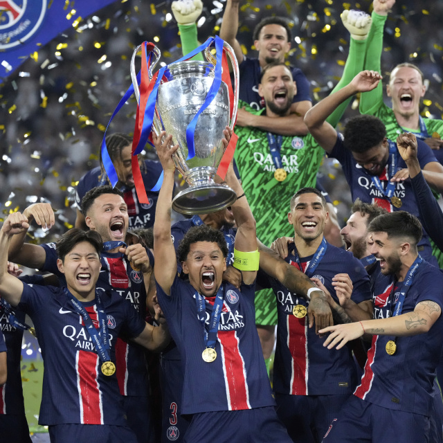 Avrupa şampiyonu PSG, yılın takımı seçildi!