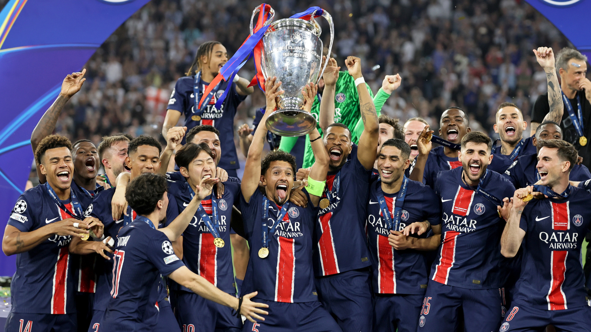 Avrupa şampiyonu PSG, Laureus'ta yılın takımı seçildi