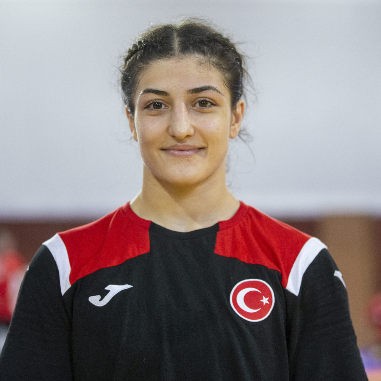 Elvira Süleyman Kamaloğlu finalde!