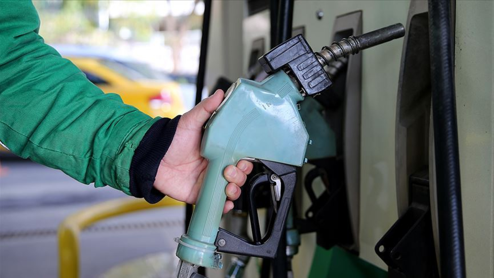 24 Nisan 2026 Akaryakıt Fiyatları: Motorine 2,24 TL İndirim Geldi